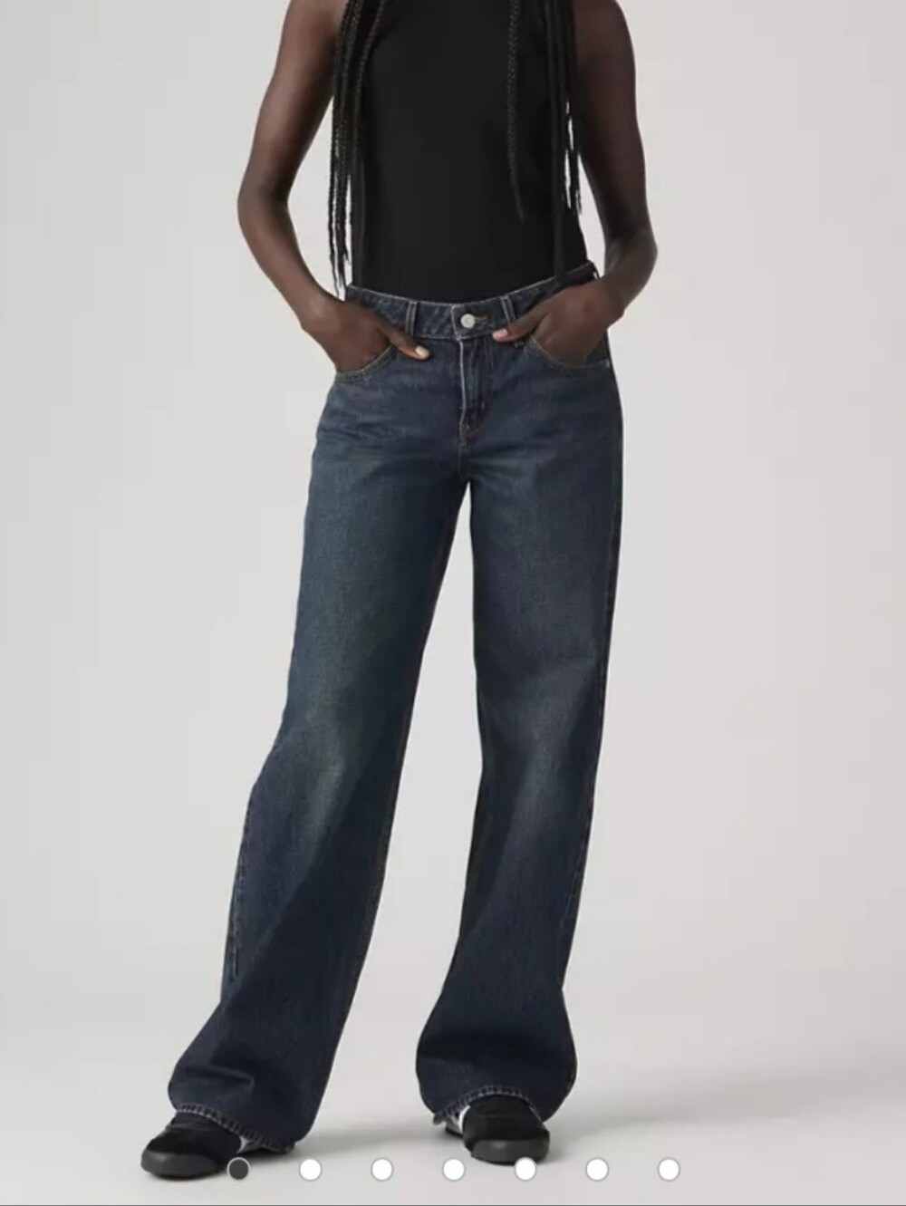 Classic Women's Dark Blue Low Rise Wide-Leg Jeans